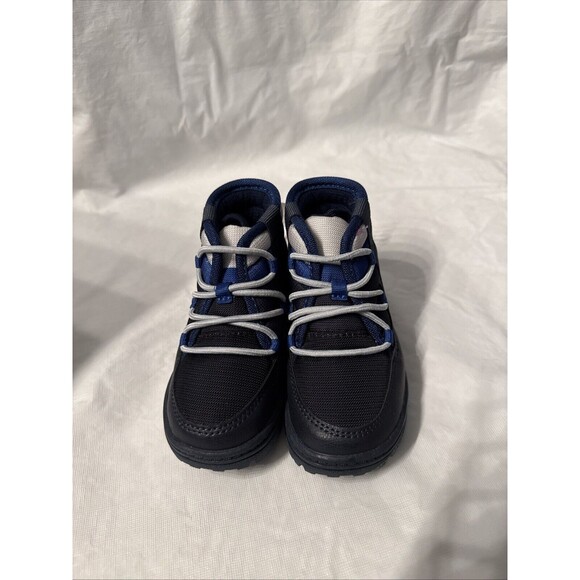 NWT. Carter’s Toddler Boots Size 7M - Picture 1 of 12